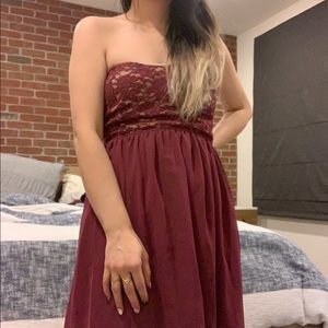 Purple Lace Strapless Dress With Bow on Back (M)